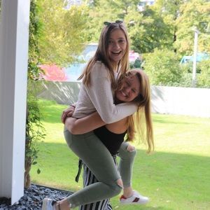 Meet your Posher, Jennajenna